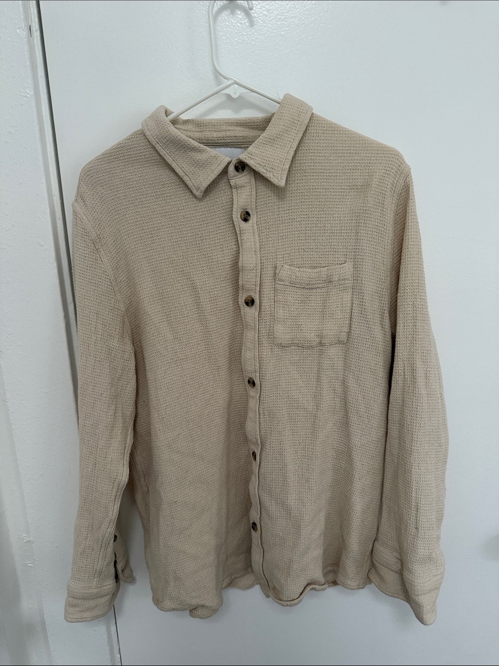 Men's Lightweight Cream Knit Shirt Jacket with Front Pocket